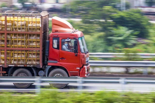 营收41亿元、亏损持续收窄！地上铁拟赴港IPO，管理超22万辆新能源物流车|港E声